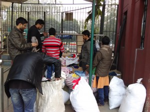 Jamia students became Santa for homeless in Jamia Nagar