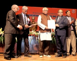 AMU Professor conferred Excellence Fellowship in the 42nd Convention of Indian Association of Preventive and Social Medicine