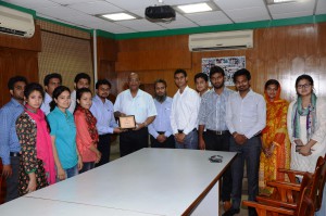 AMU students felicitate Pro Vice Chancellor for campus placements