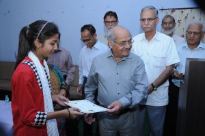 93 girl students of AMU get Mittal scholarship