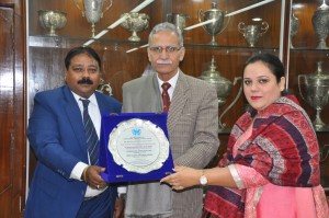 AMU Vice Chancellor conferred India’s Most Eminent Vice Chancellor Award