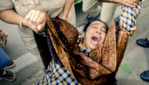 Mother of JNU student Najeeb detained,released along with scores of agitating students tried to take out a protest march to India Gate