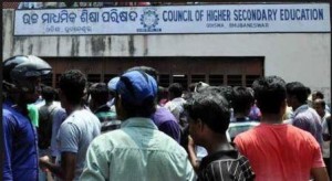 Students rage over the erroneous publication of CBSE +2 Results in Orrisa