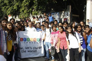 MASS CLEANATHON ORGANISED by LEADERS FOR TOMORROW MEMBERS OF MOTILAL NEHRU COLLEGE