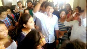 Students hold protest as Dayal Singh Evening College all set to become Morning College