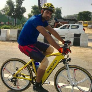 Meet this student on his bicycle expedition all the way to Mumbai for Big Boss 11 auditions